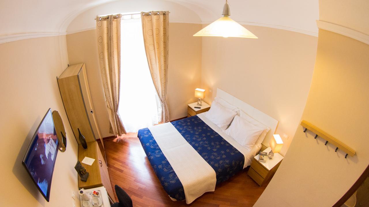 Hotel Martino Ai Monti Rome Exterior photo