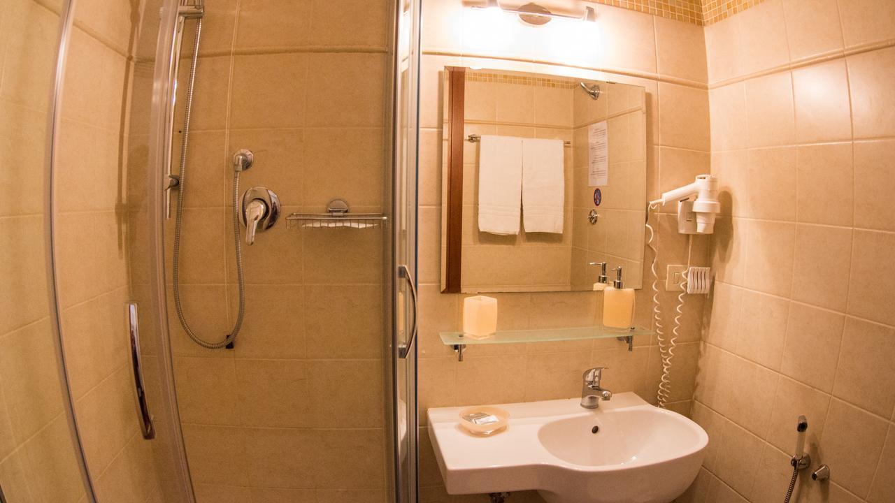 Hotel Martino Ai Monti Rome Exterior photo