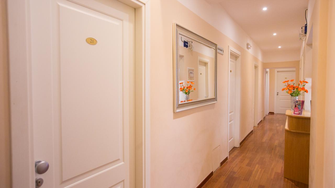 Hotel Martino Ai Monti Rome Exterior photo